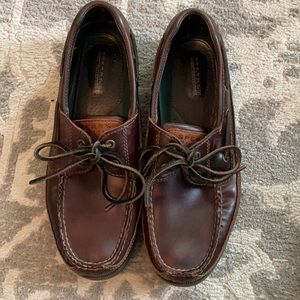 Brown Sperry Mako Collection
